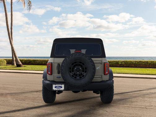 Desert Sand 2026 Ford Bronco Badlands