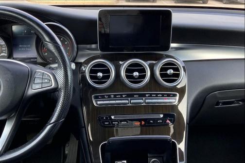 2017 Mercedes-Benz GLC 300 Base