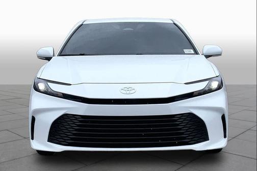 Ice Cap 2025 Toyota Camry LE