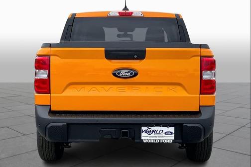Orange Fury Metallic Tri-Coat 2026 Ford Maverick XLT