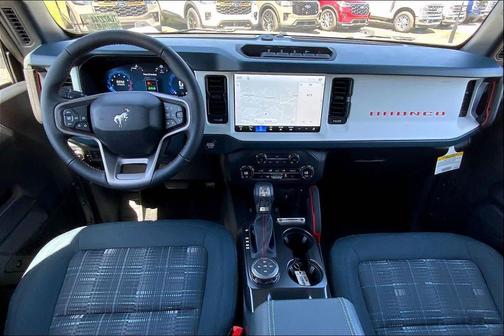 Oxford White 2026 Ford Bronco Heritage Edition