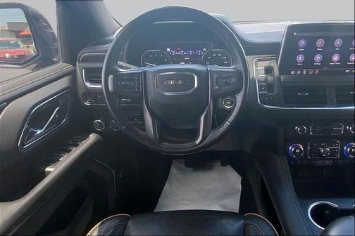 Onyx Black 2021 GMC Yukon XL 4WD AT4