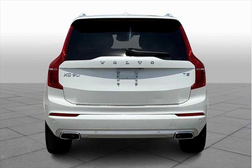 2021 Volvo XC90 T5 Momentum