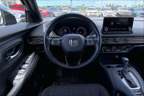 Crystal Black Pearl 2025 Honda HR-V 2WD Sport