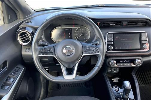 2019 Nissan Kicks SR