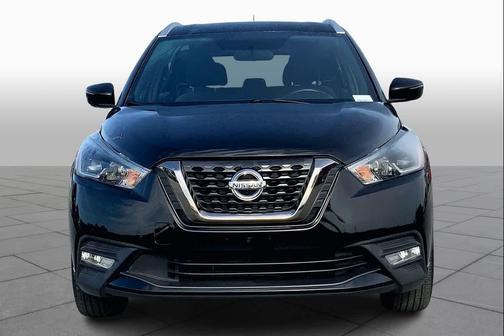 2019 Nissan Kicks SR