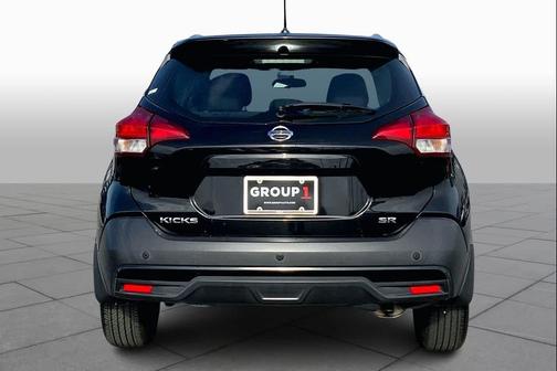 2019 Nissan Kicks SR
