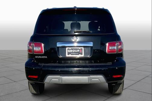 2017 Nissan Armada SV