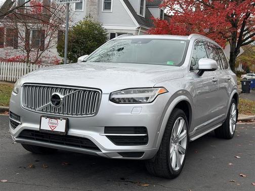 2016 Volvo XC90 Hybrid T8 Inscription