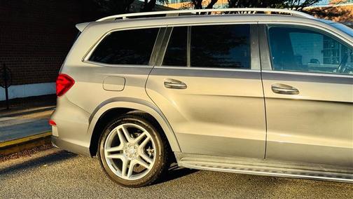 2014 Mercedes-Benz GL-Class GL 550 4MATIC