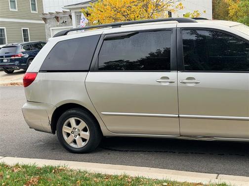 2005 Toyota Sienna CE