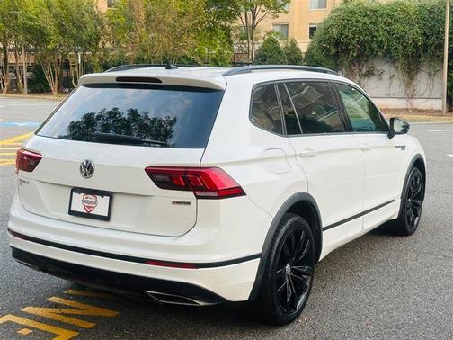 2021 Volkswagen Tiguan SE/SE R-LINE