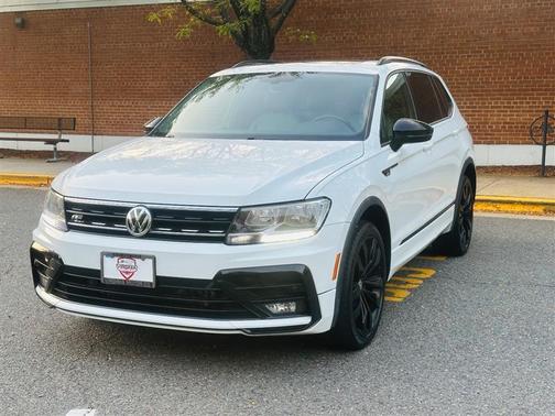 2021 Volkswagen Tiguan SE/SE R-LINE