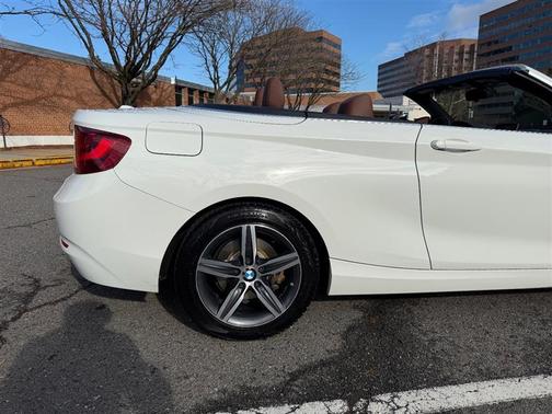 2017 BMW 230 i