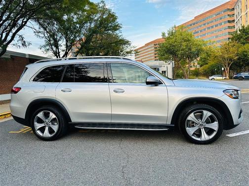 2021 Mercedes-Benz GLS 450 4MATIC