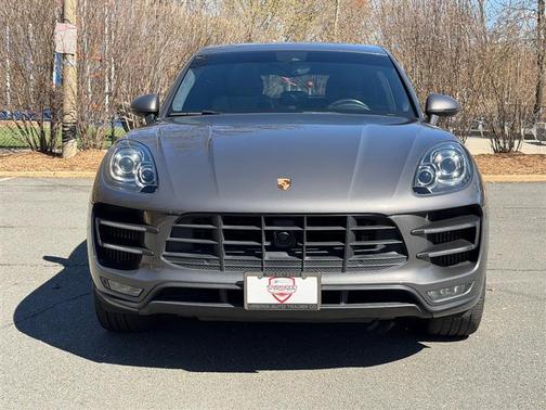 2015 Porsche Macan Turbo