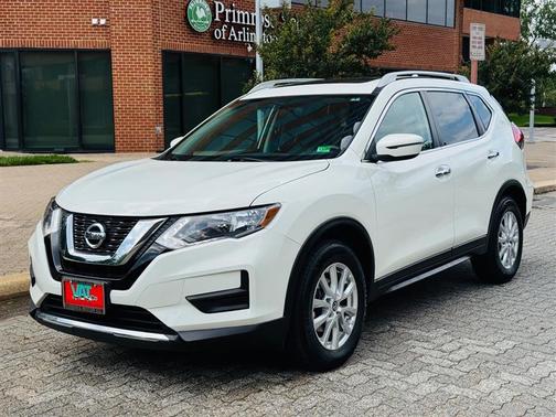 2017 Nissan Rogue SV