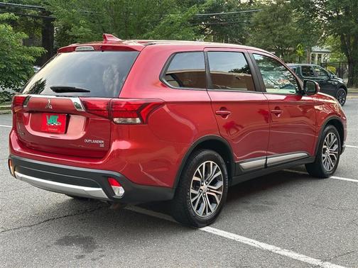 2018 Mitsubishi Outlander ES/SE/SEL/LE