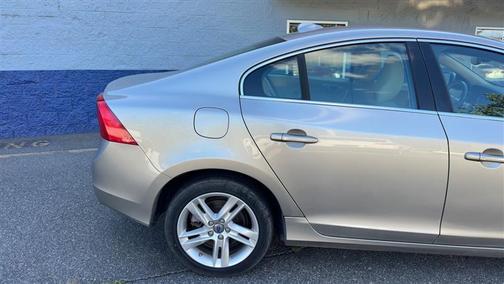 2015 Volvo S60 T5 Premier