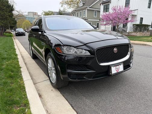Narvik Black 2019 Jaguar F-PACE 30t Prestige