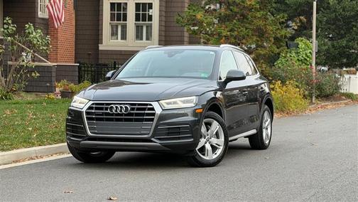2018 Audi Q5 2.0T Premium Plus