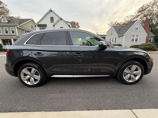 2018 Audi Q5 2.0T Premium Plus