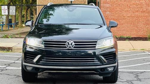 2017 Volkswagen Touareg V6 Wolfsburg Edition