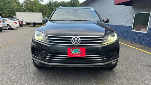 2017 Volkswagen Touareg V6 Wolfsburg Edition