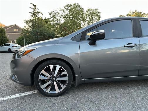 2020 Nissan Versa 1.6 SR