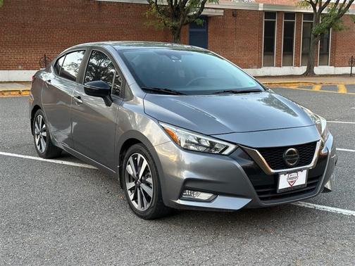 2020 Nissan Versa 1.6 SR