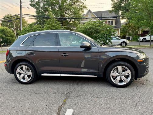 2018 Audi Q5 2.0T Premium Plus