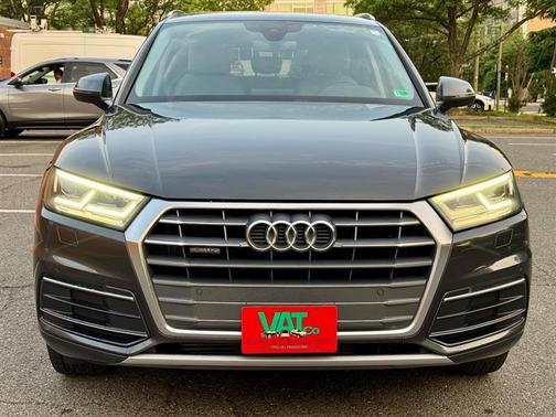 2018 Audi Q5 2.0T Premium Plus