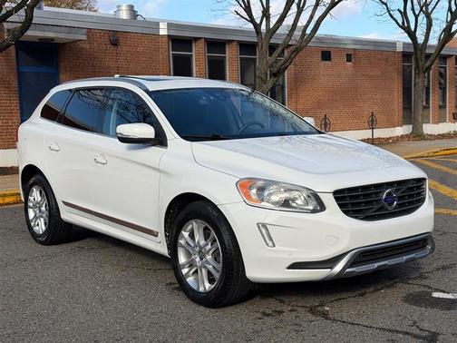 2016 Volvo XC60 T5 Premier