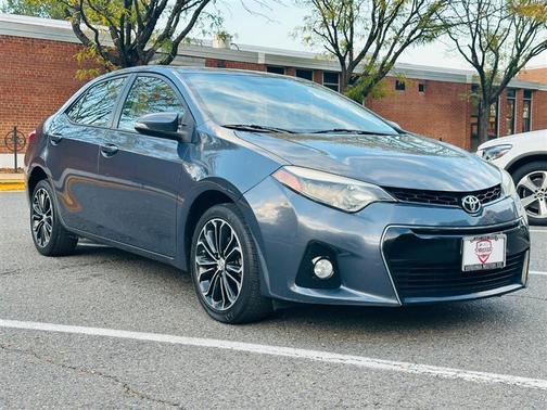 2016 Toyota Corolla SE