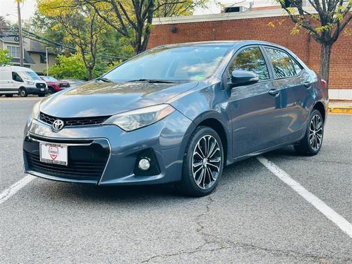 2016 Toyota Corolla SE