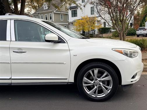 2015 INFINITI QX60 Base