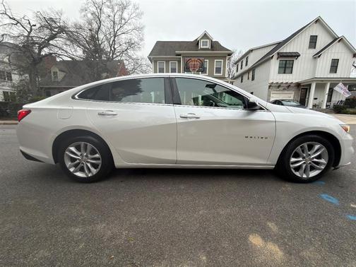 2016 Chevrolet Malibu 1LT