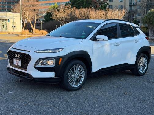 2021 Hyundai KONA SEL