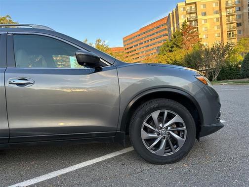 2016 Nissan Rogue SL