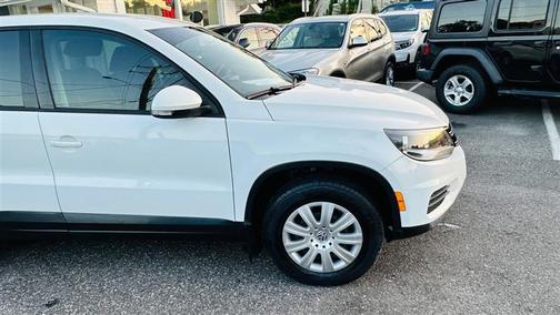 2018 Volkswagen Tiguan Limited 2.0T