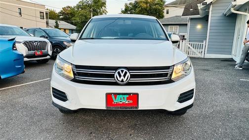 2018 Volkswagen Tiguan Limited 2.0T