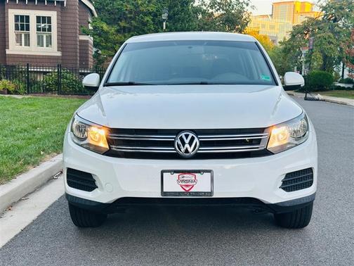 2018 Volkswagen Tiguan Limited 2.0T