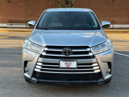 2017 Toyota Highlander LE