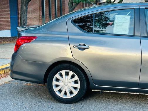 2019 Nissan Versa 1.6 SV
