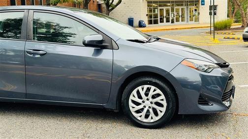 2017 Toyota Corolla L/LE/XLE/SE/50TH ANNIVERSARY EDITION/XSE