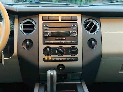 2013 Ford Expedition XLT