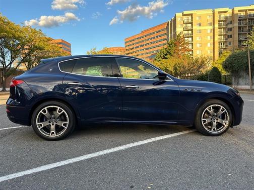 2020 Maserati Levante Base
