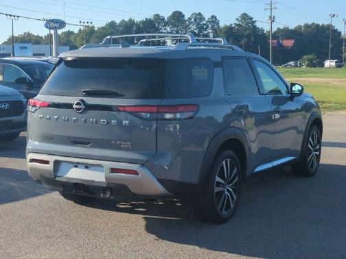 Boulder Gray Pearl 2023 Nissan Pathfinder Platinum