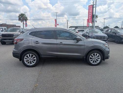 Gun Metallic 2022 Nissan Rogue Sport SV