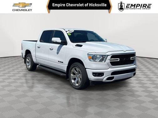 Bright White Clearcoat 2021 RAM 1500 Big Horn